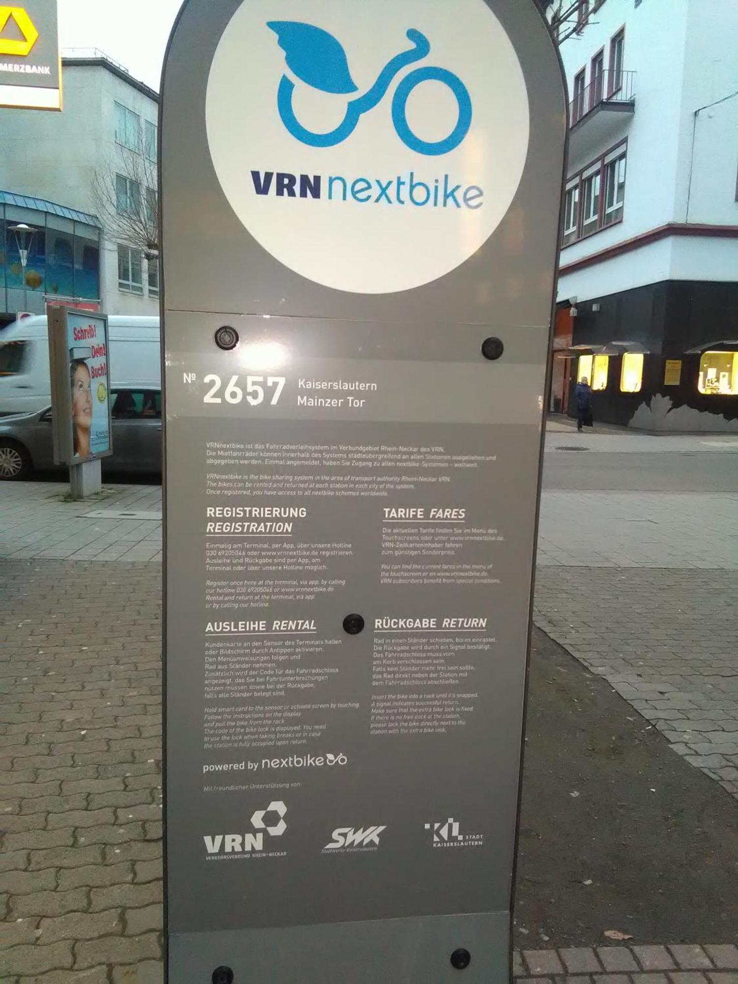 Zimmer In Kaiserslautern Exterior foto